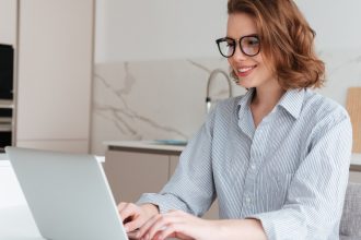 Boostez votre prospection grâce aux fichiers emails et découvrez comment Scrap.io simplifie la collecte